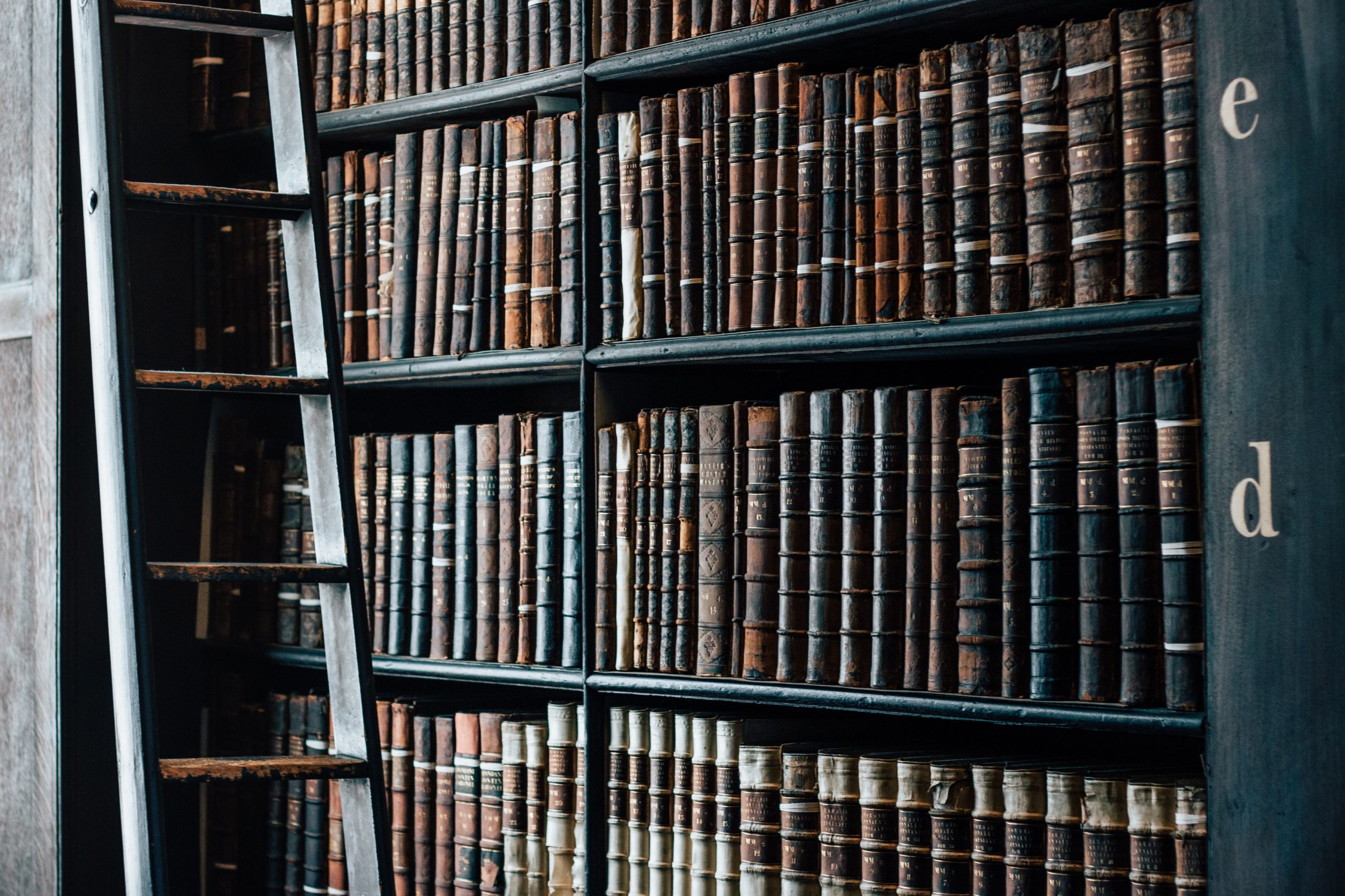 Difference between a solicitor and a barrister